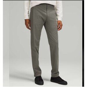 Lululemon Commission pants Classic 31”, Gray Sage, Size 33 G83